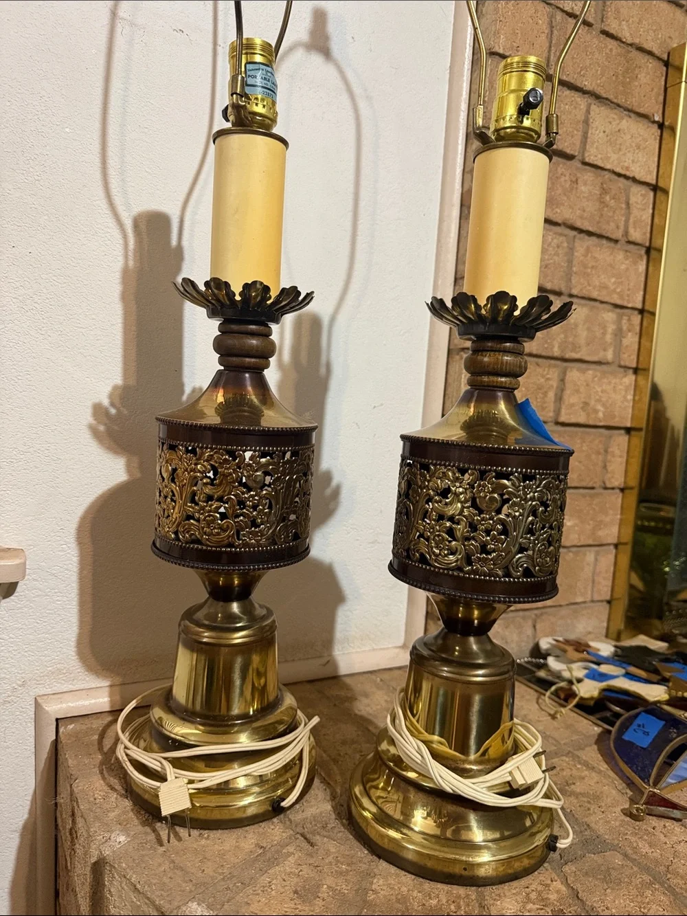 Antique Brass Filigree Lantern Table Lamps - Gold (2)